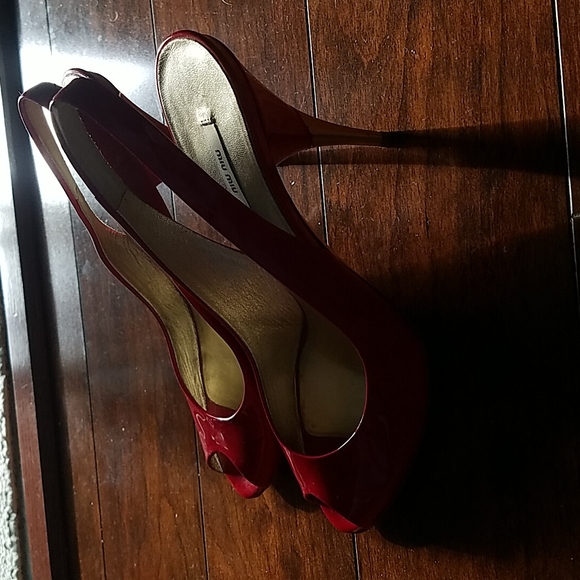 Shoes - Picture 3 of 5